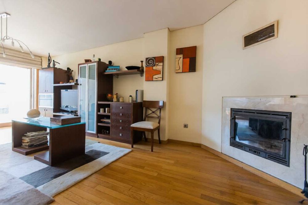 Aluga-se quarto em apartamento calmo e bem localizado em Braga.
