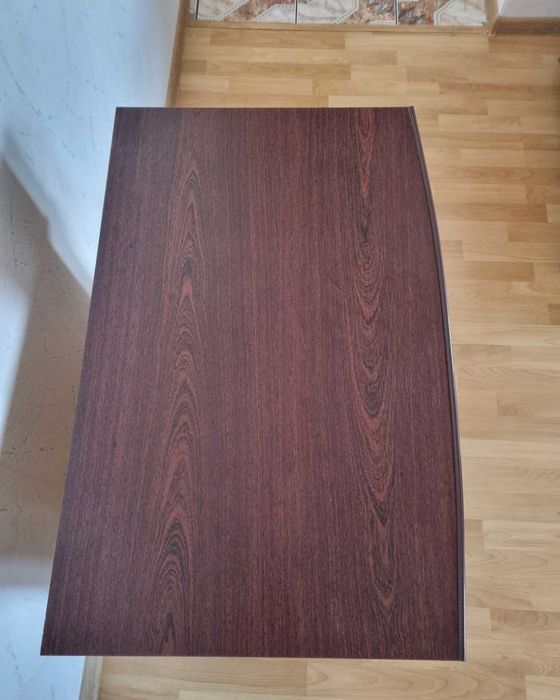 Szafka RTV w kolorze brązowym