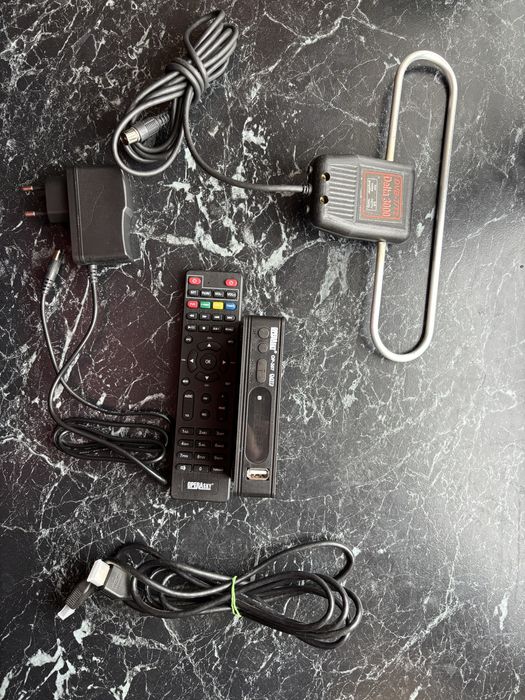 Комплект Т2 тюнер World T644D2