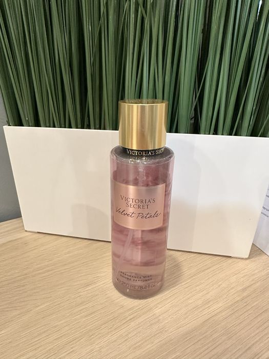 Mgiełka Victoria Secret