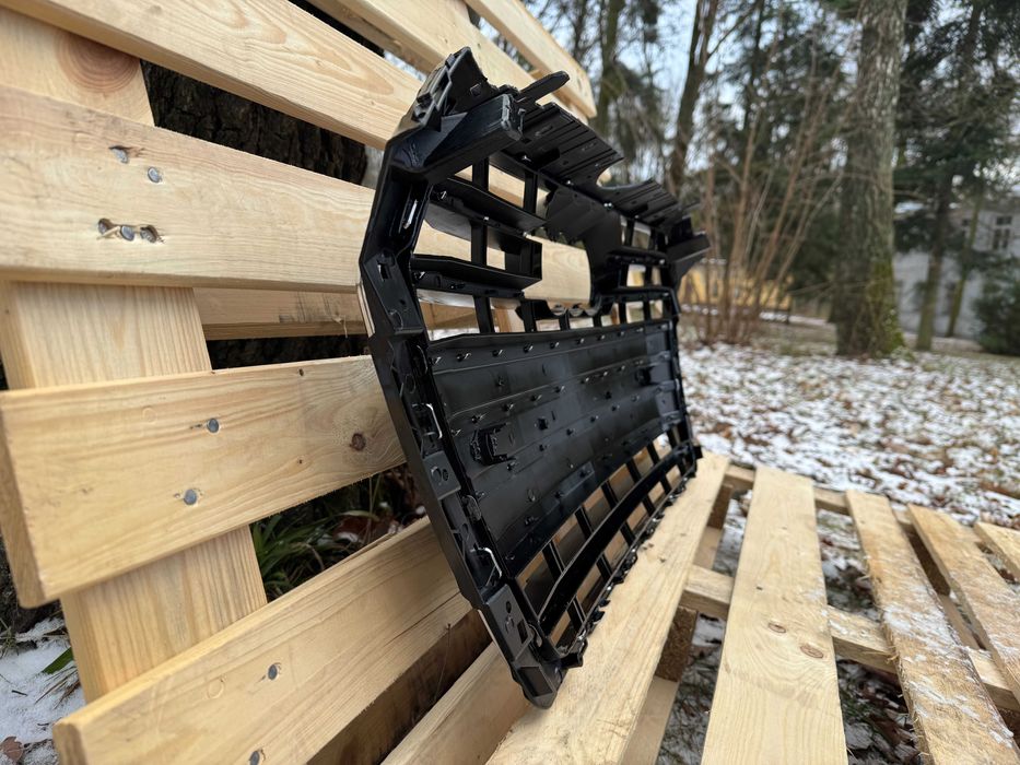 Grill Atrapa Audi A4 B9 15-19 styl S4 CHROME