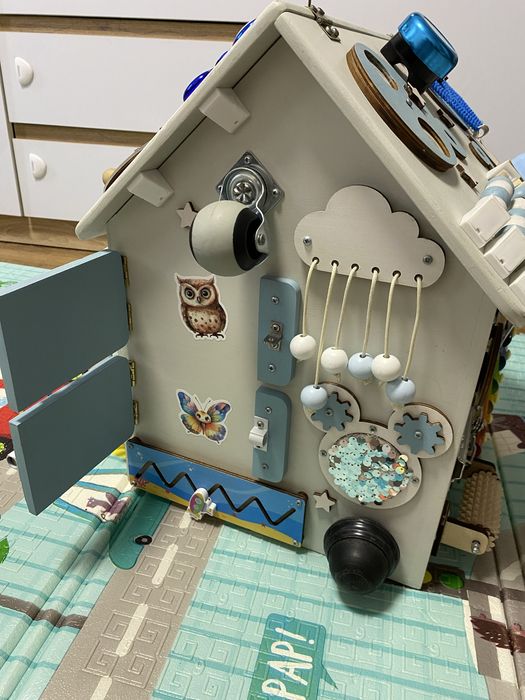 Бізі домік /бізіборт