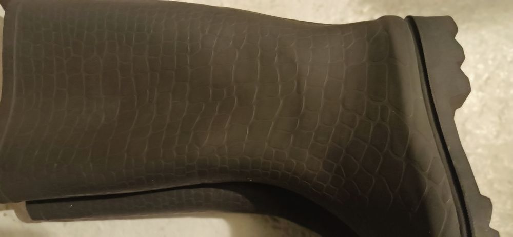 Galochas animal print cinzentas