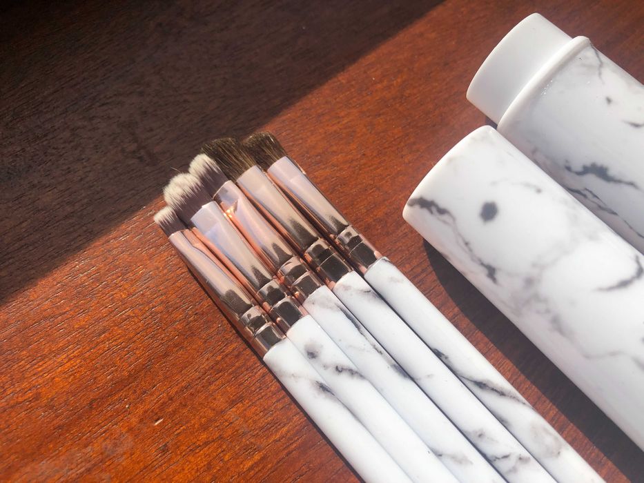 5 Makeup Brushes with Case64552723292801122