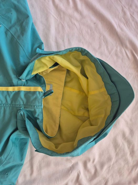 Młodzieżowa kurtka Jack Wolfskin na 164cm wzrostu