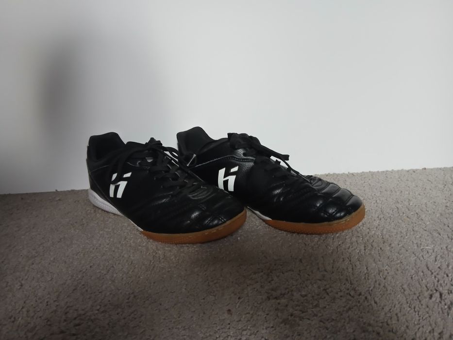Sprzeda. Buty halowki