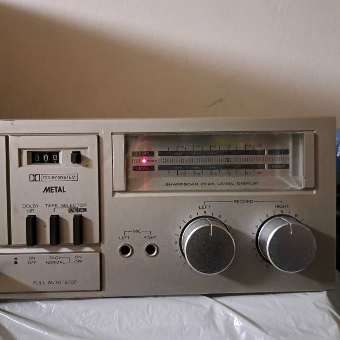 Sharp RT-10H Magnetofon