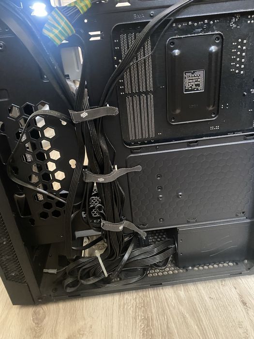 Komputer gtx 1660 ryzen 5 2600
