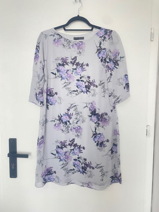 Sukienka w kwiaty, L