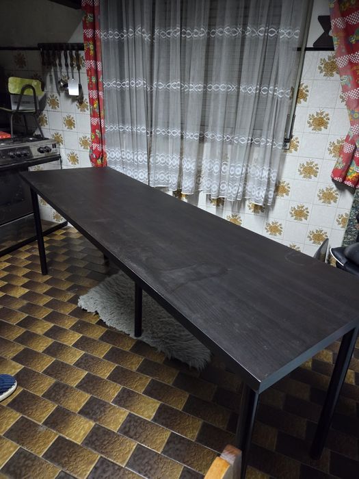 Secretária Preta IKEA