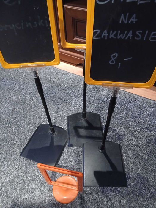 Stojaki reklamowe