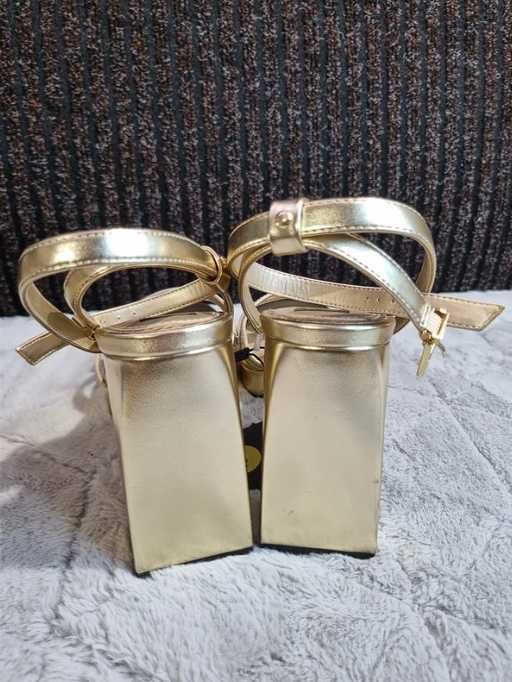 Sandałki Buffalo Cherry Glam, 41