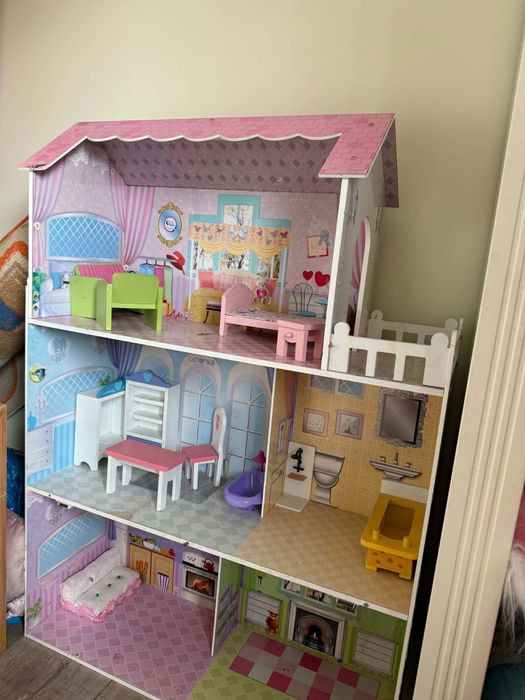 Duży domek dla lalek Barbie  XL z akcesoriami i tarasem