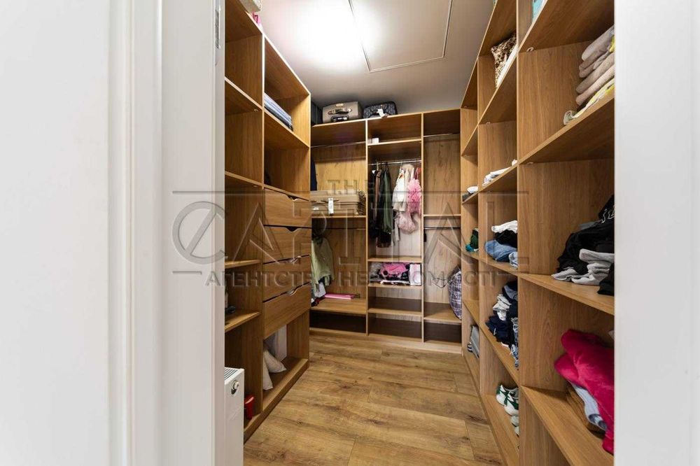 Оренда автономного будинку | 270 м2 | Крюківщина | Газ | Генератор | Сонячні панелі | Бомбосховище "Капсула Життя" | Сауна | Басейн з підігрівом