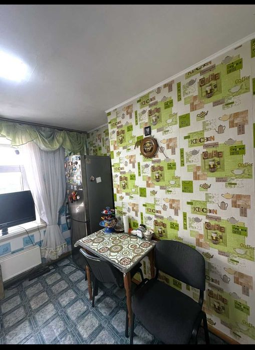 Продам 3-кімнатну квартиру