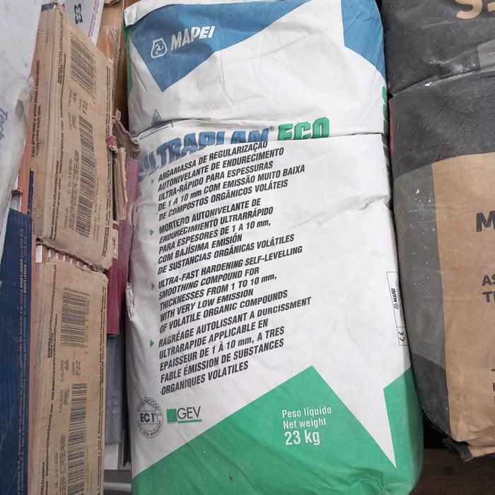 Argamassas Massa acabamento  Massa regularização  colagem