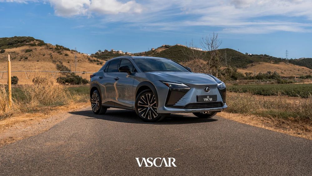 Lexus RZ 450e Luxury Pack