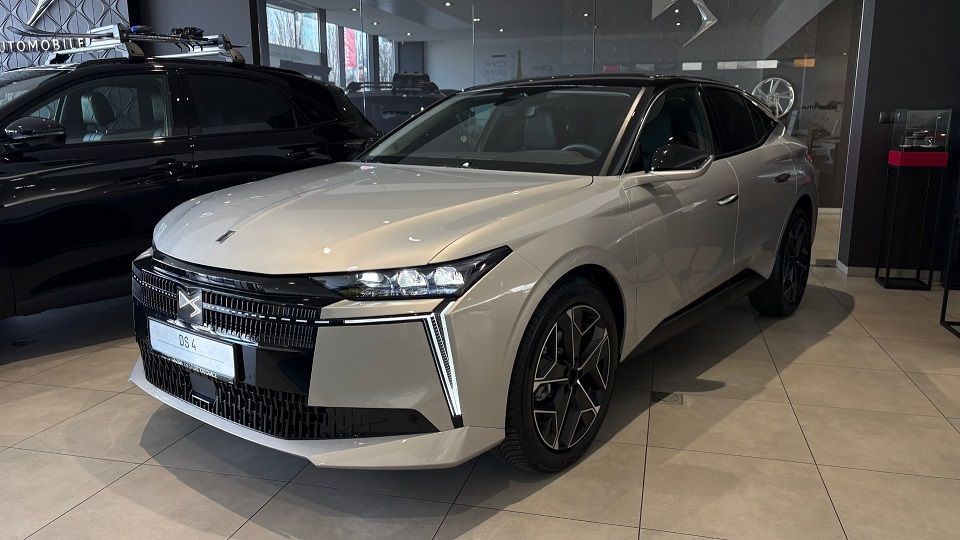 DS Automobiles N°4 DS  N°4 Pallas MHEV 145KM Dostępny od Ręki ! ! !