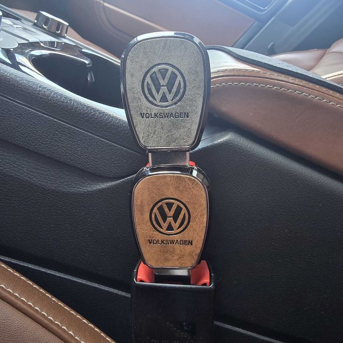 Заглушка ременя безпеки 1 шт. з логотипом авто Volkswagen Audi BMW та