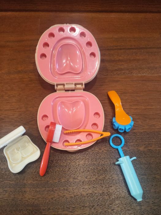Zestaw dentysta do zabawy z ciastolina