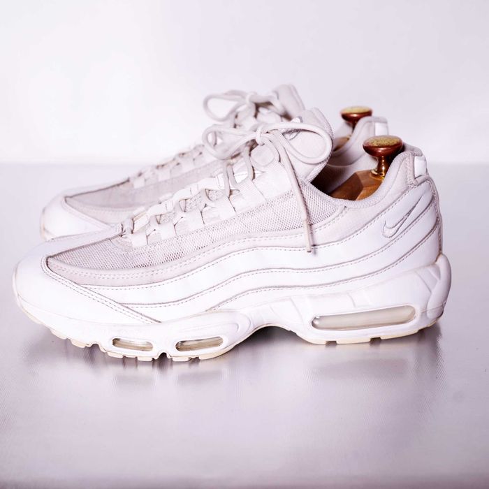 Кросівки Nike Air Max 97 CT1268 100 45розмір оригінал стан дуже гарний