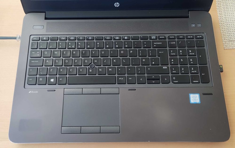 HP zbook 15 G4, stacja dokująca thunderbolt, Logitech m650 bluetooth