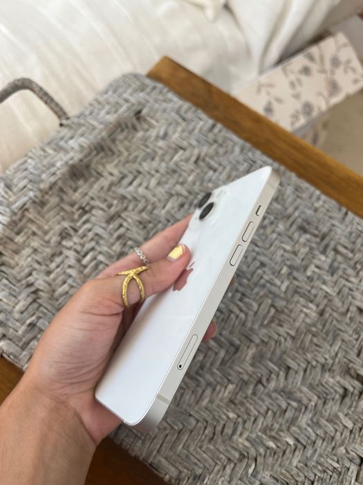 iPhone 14 128GB branco