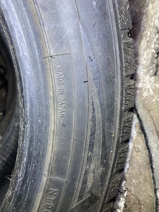 Шини 215 55 17 дві 215 50 17 по дві зими можна ставити на оутлендер