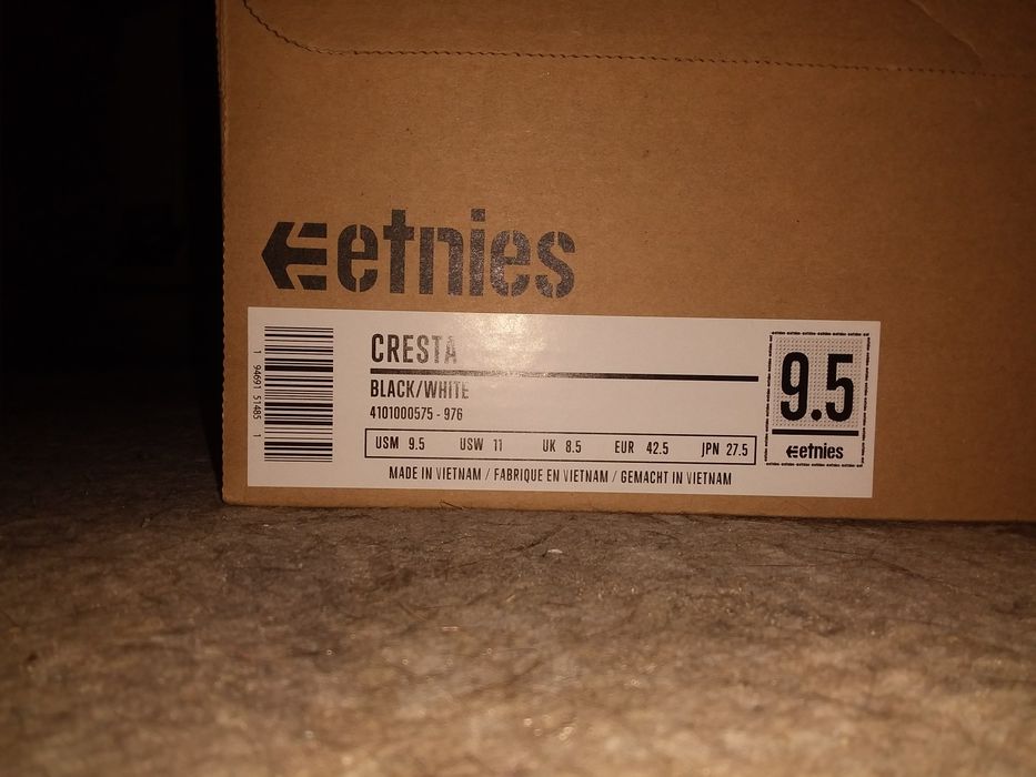Сникерсы кеды Etnies Cresta покупали на modivo