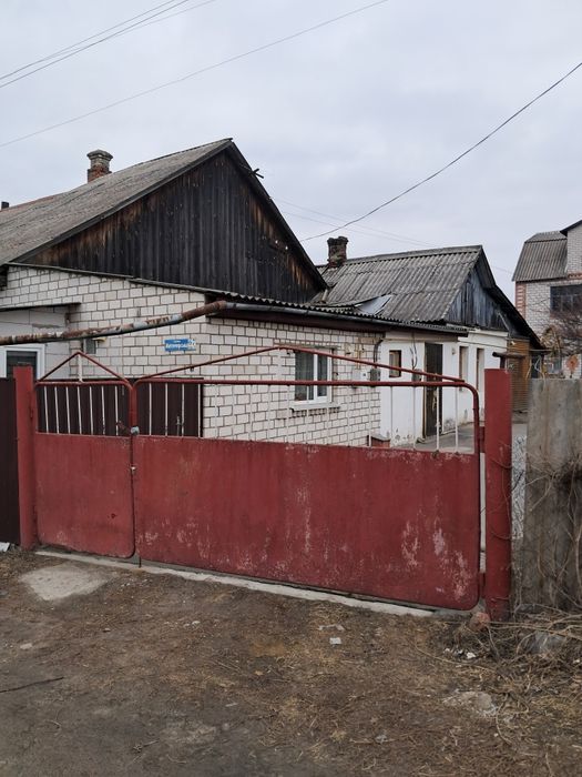 Продаж частини будинку