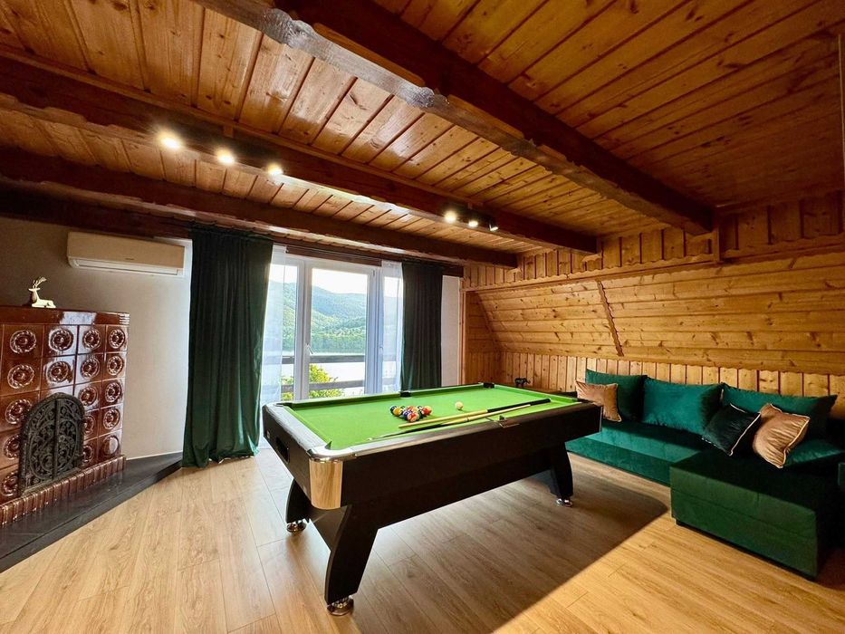 Widok na jezioro i relaks dla 13 osób – sauna, balia, basen