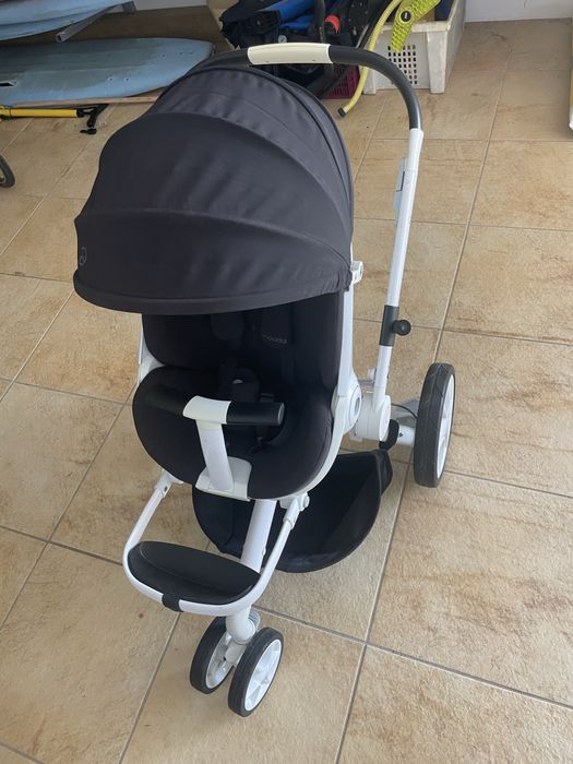 Carrinho de bebé quinny mood