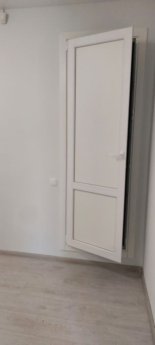 Нежилое помещение в районе оптового рынка по ул. Осипенко