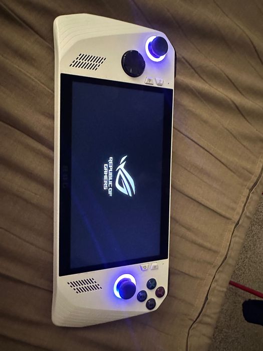 Rog Ally z1 com bateria melhorada