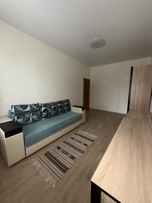 Двохкімнатна квартира, до центру 2 хв!