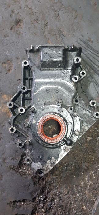 Продам маслонасос сааб 9000 в 202