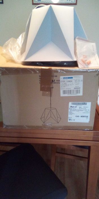 Candeeiro de teto novo embalado, Hexágono diâmetro 148 x 27