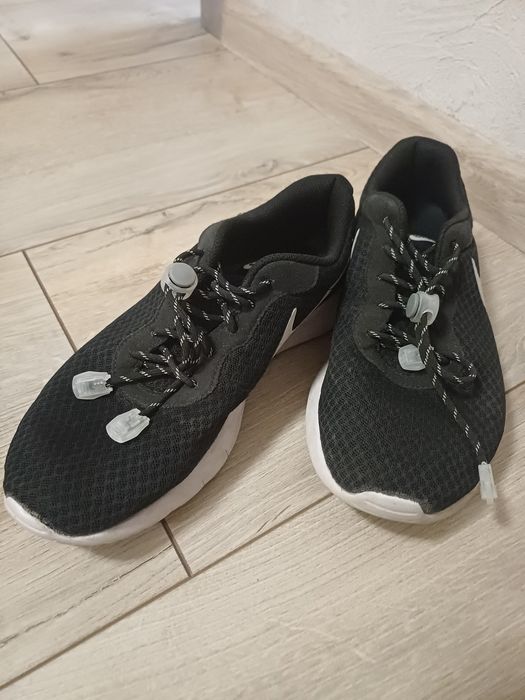 кросівки  Nike 39
