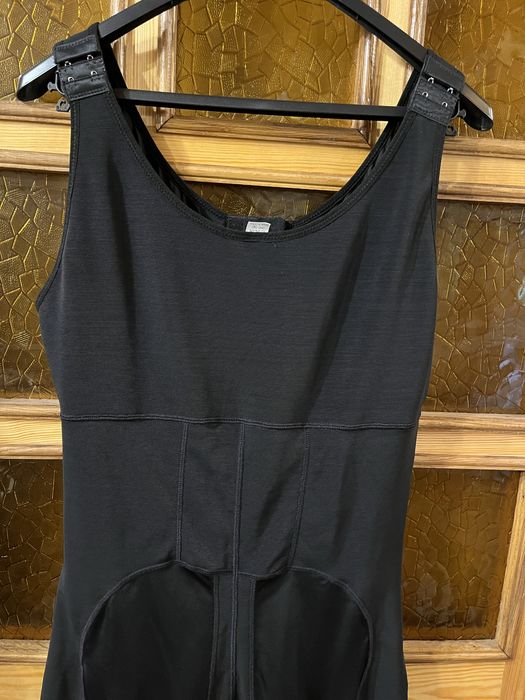 Bielizna wyszczuplająca 48