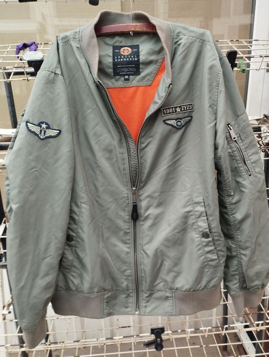 Куртка мужская. Цена 680 грн.