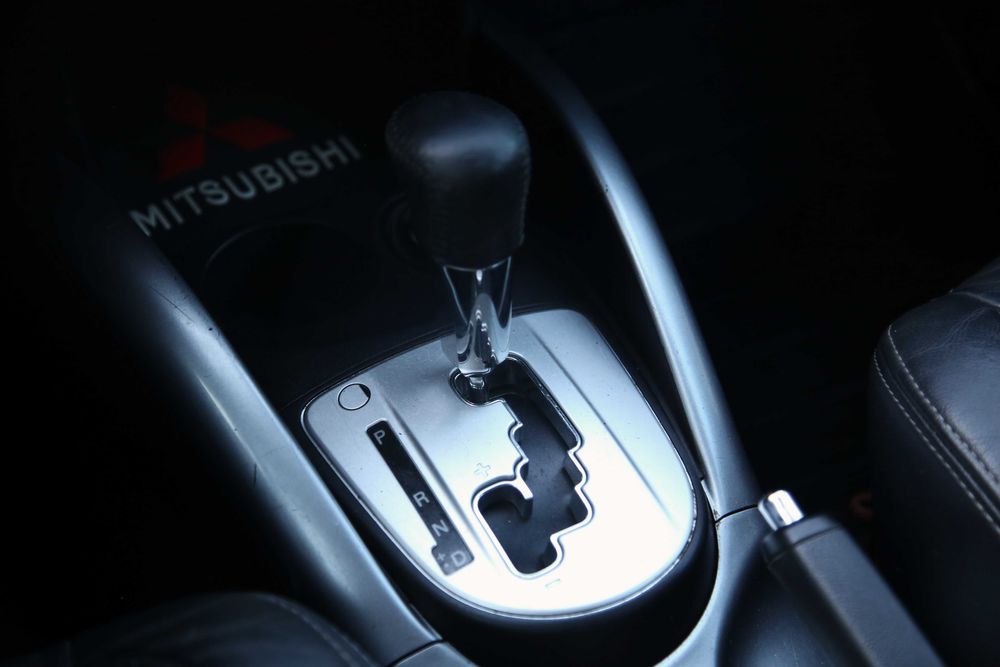 Mitsubishi Outlander XL