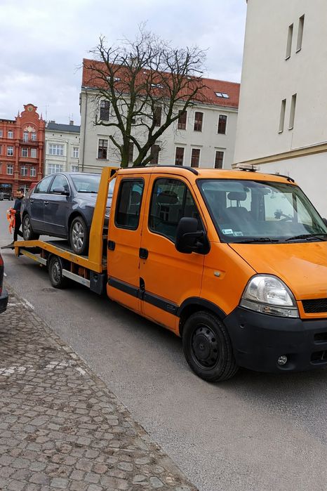 Laweta, pomoc drogowa, autolaweta, transport pojazdów