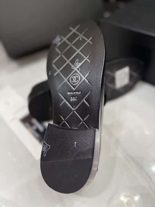 Mokasyny Chanel Black Leather
