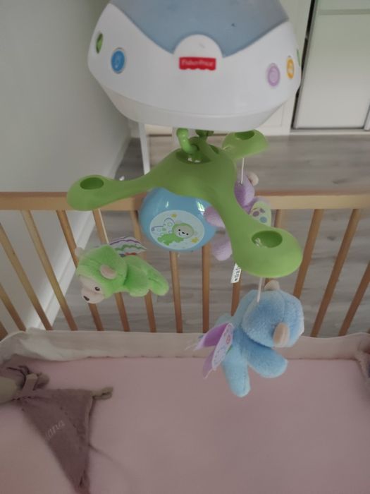 Mobile musical cama bebe
