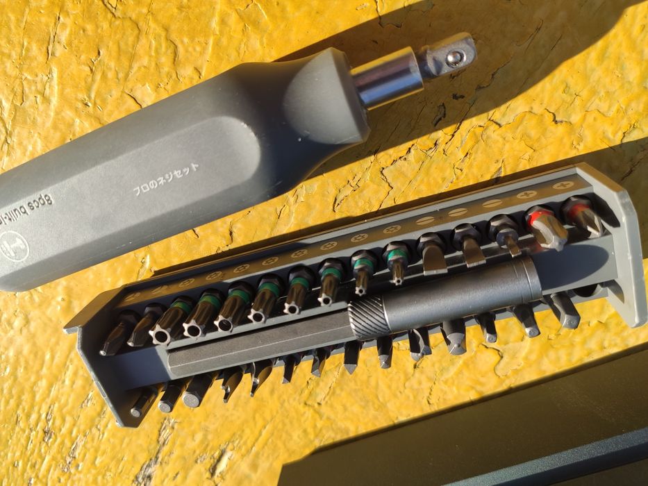 Набор отвертка с битами 38шт и удлинителем в кейсе