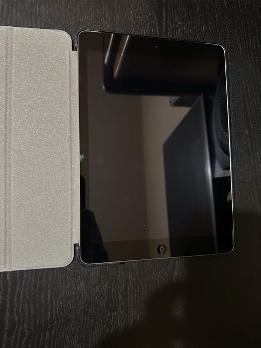 iPad Air 1 – 16GB – Modelo A1475 (Wi-Fi) – Sem nenhum risco