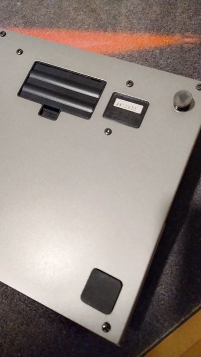 Pedaleira Boss VF-1 e controlador MIDI Roland FC2000