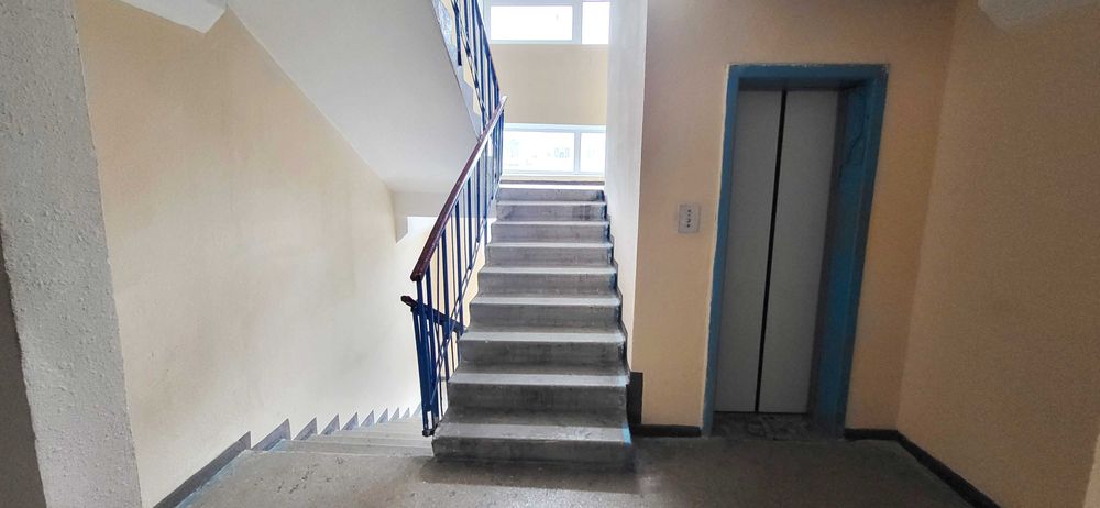 Продаж 3-х к.кв. вул. Новгородська, буд. 5, поруч 5-та дитяча лікарня.