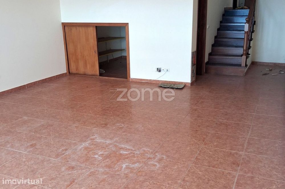 Moradia Com Vista Mar Definitiva | 95 M² De Logradouro | Gaula