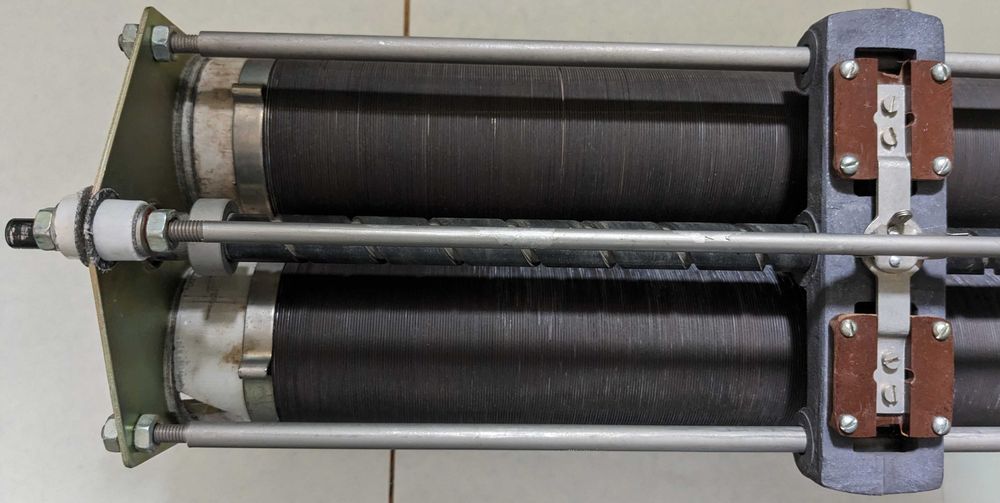 Реостати двосекційні